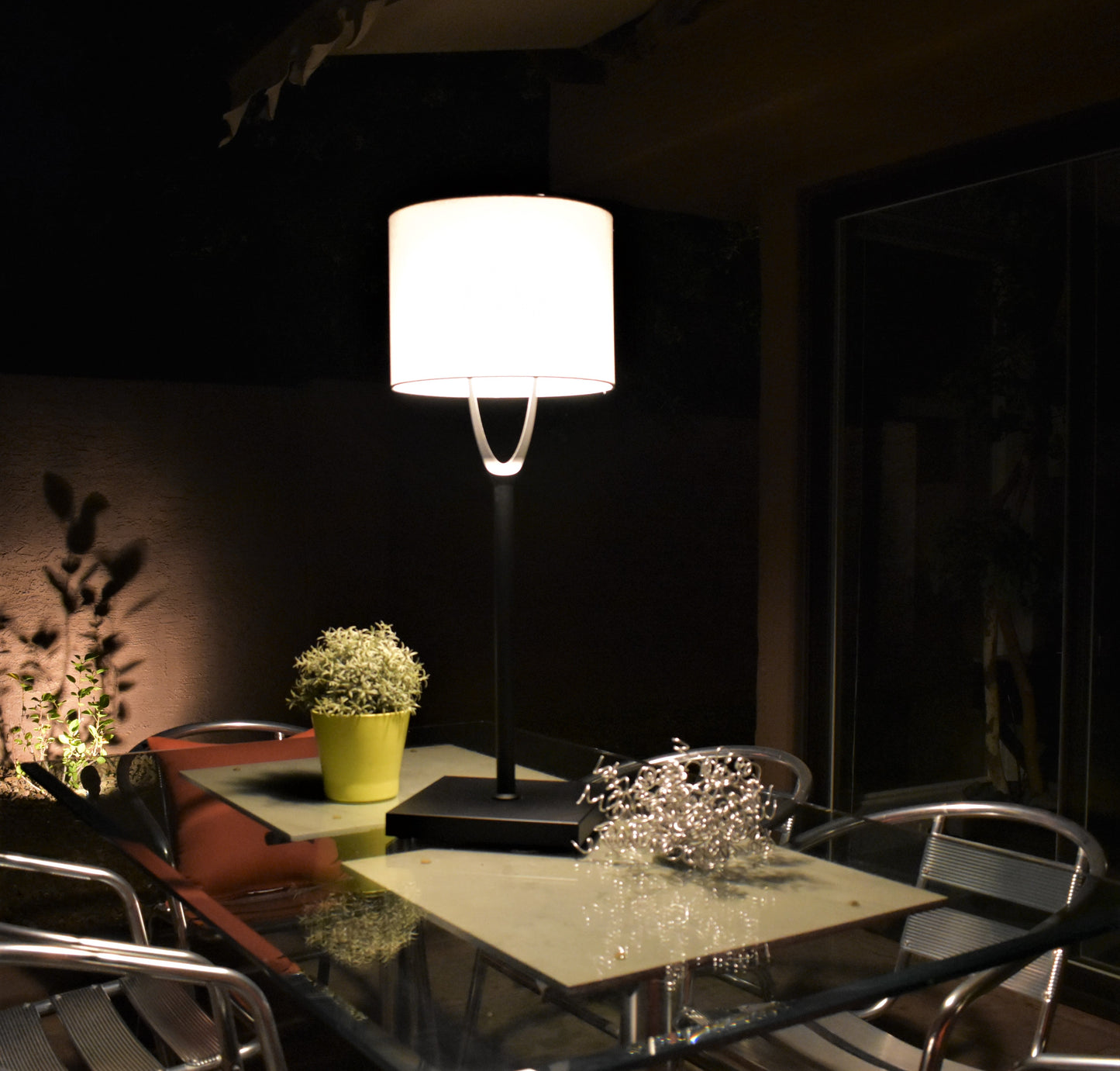 3 - in - 1 Outdoor Patio Lamp